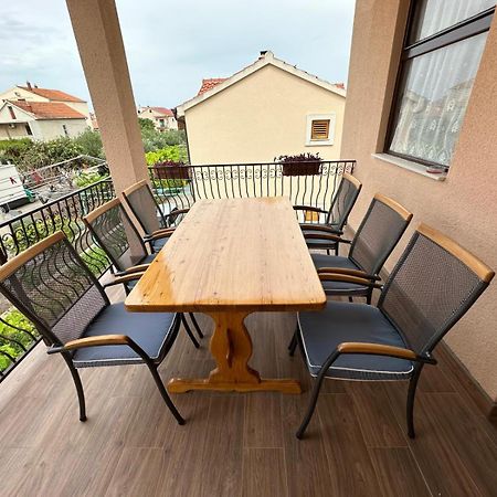 Apartment Ana Betina  Bagian luar foto