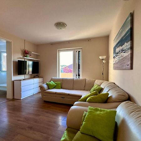 Apartment Ana Betina  Bagian luar foto