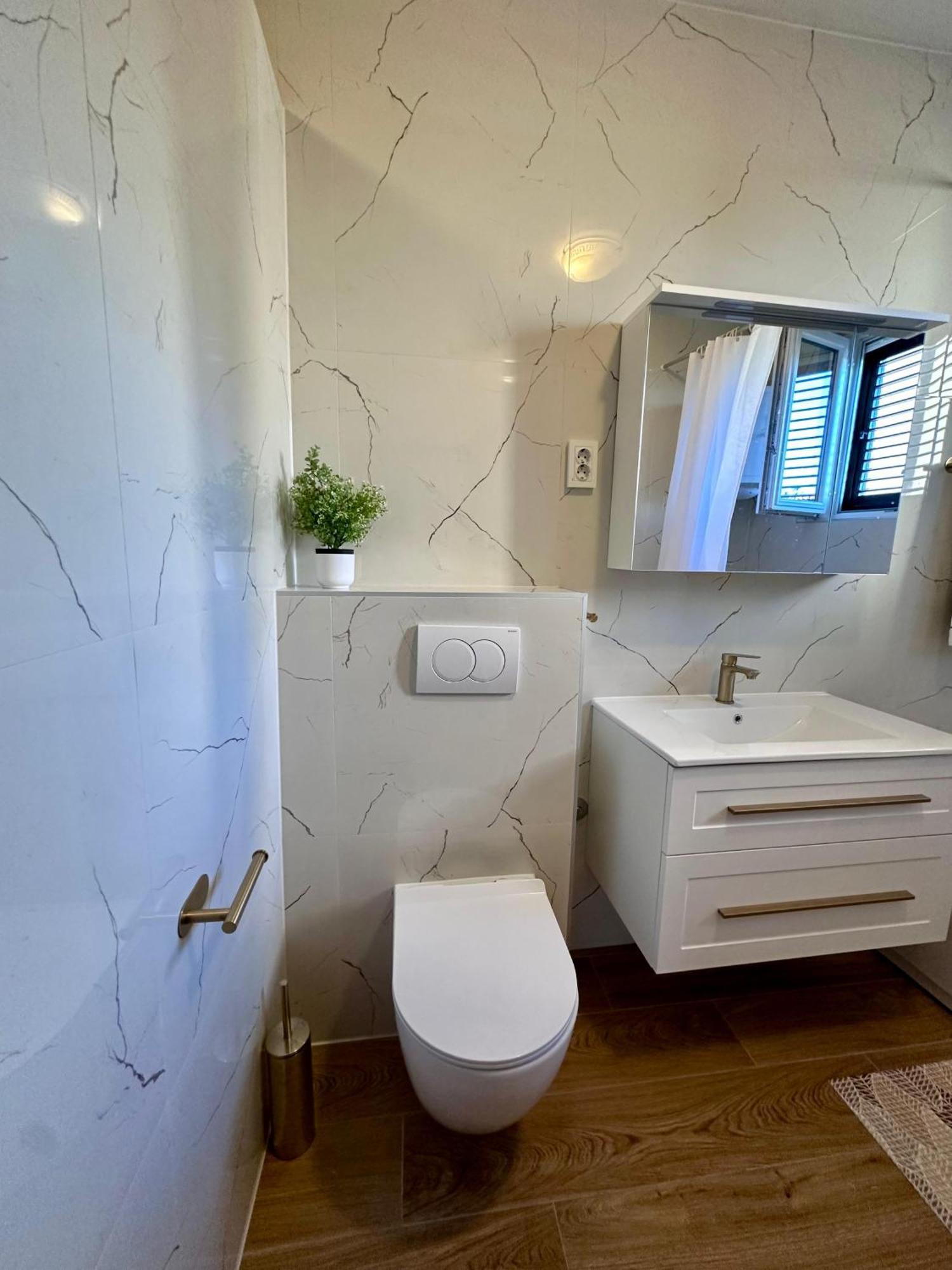 Apartment Ana Betina  Bagian luar foto