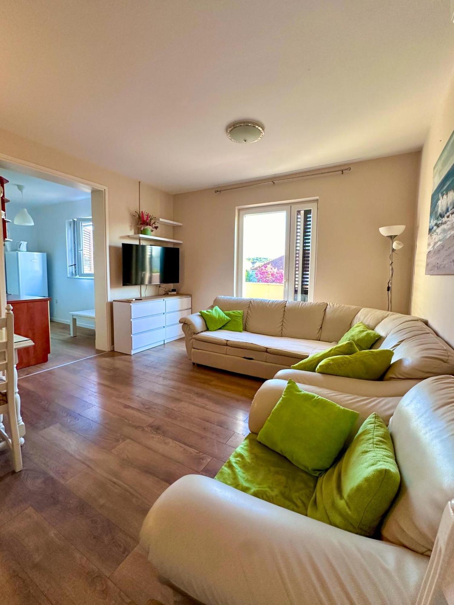 Apartment Ana Betina  Bagian luar foto